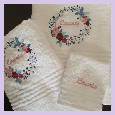 EDS246 Display Flower Wreath 5X7 - Image 1